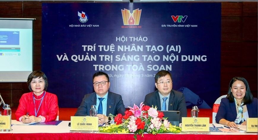 Hội thảo “Trí tuệ nhân tạo (AI) và quản trị sáng tạo nội dung trong tòa soạn”, do Hội Nhà báo Việt Nam phối hợp với Đài Truyền hình Việt Nam tổ chức ngày 18-3-2023, tại Hà Nội. Ảnh: HÀ VÂN
